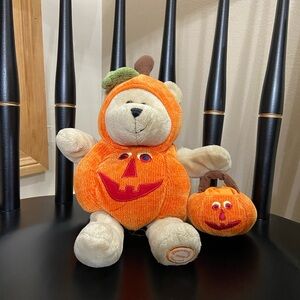 Retires 2008 Starbucks Halloween Jack-O-Lantern Bearista Bear